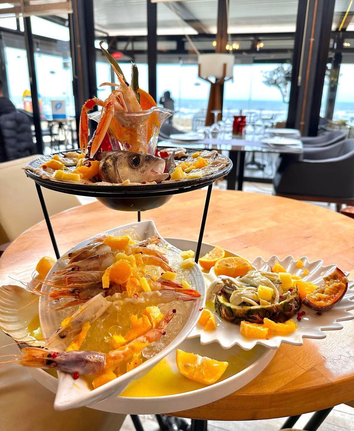 Seafood platter served against the Adriatic sea view at Resto Cafe Hotel Heming-uej