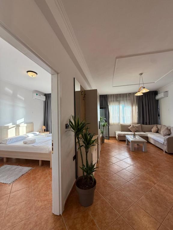 Suite with bedroom open to the lounge area